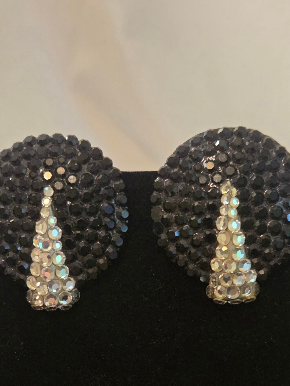 Vintage Richard Kerr earrings Black And White